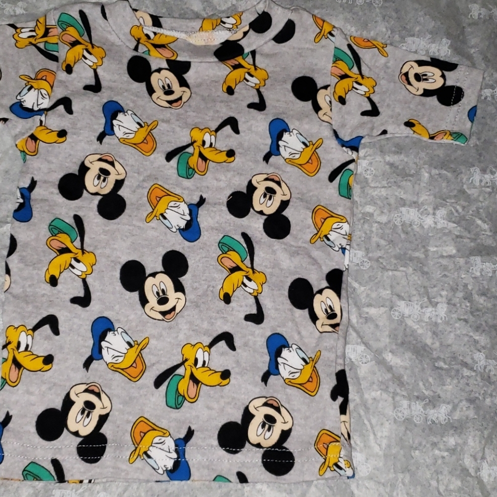 DISNEY T-SHIRT - Picture 2 of 3